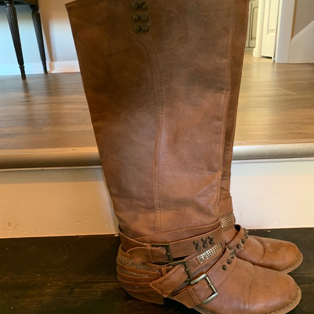 BKE boots